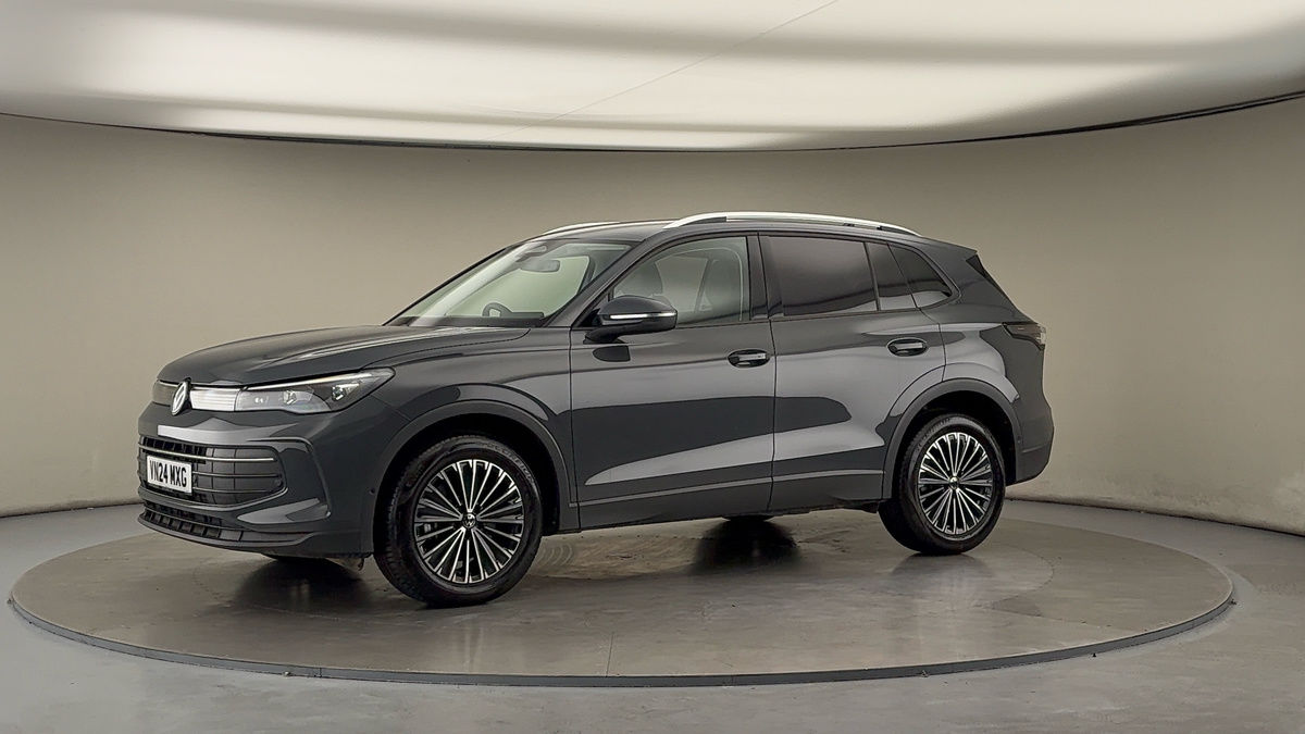 More views of Volkswagen Tiguan