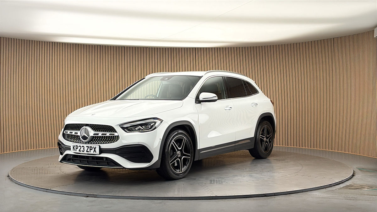 More views of Mercedes-Benz GLA