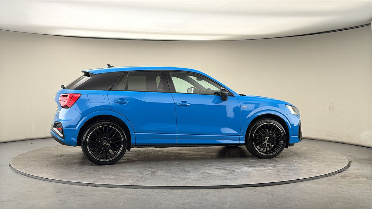 More views of Audi Q2