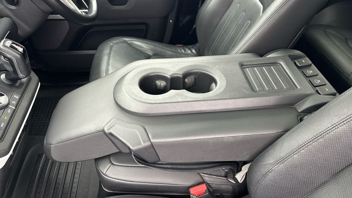 Land Rover Defender 90 Urban Image 28