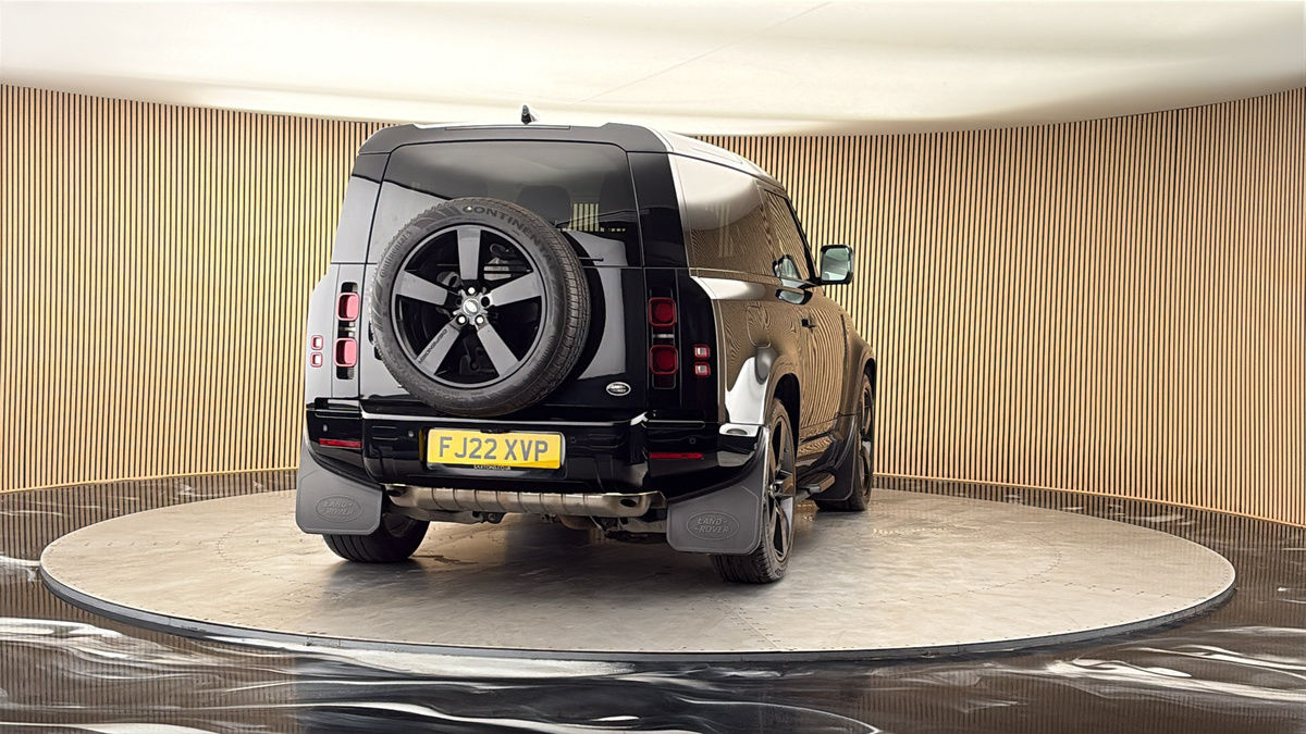 More views of Land Rover Defender 90