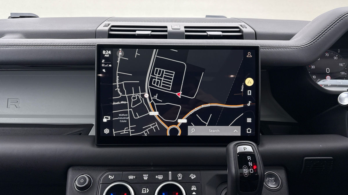 Land Rover Defender 110 Urban Image 17