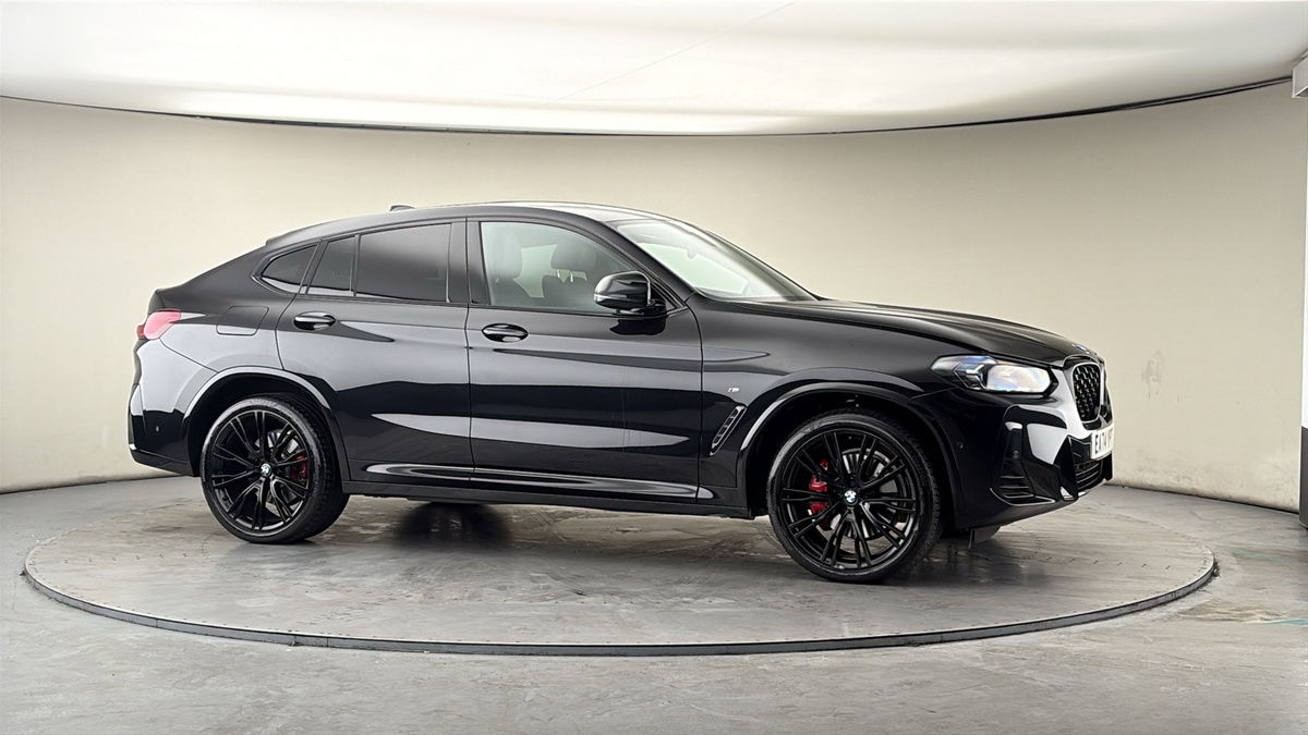 More views of BMW X4