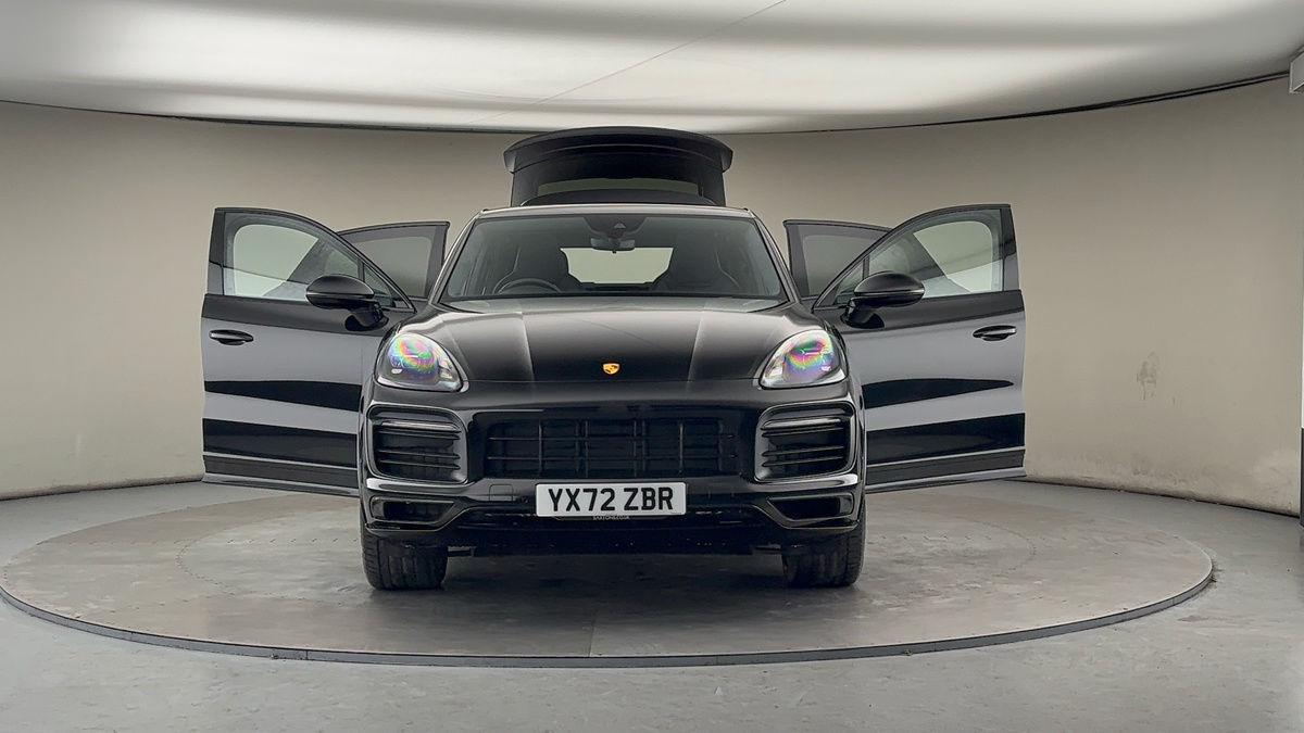 More views of Porsche Cayenne