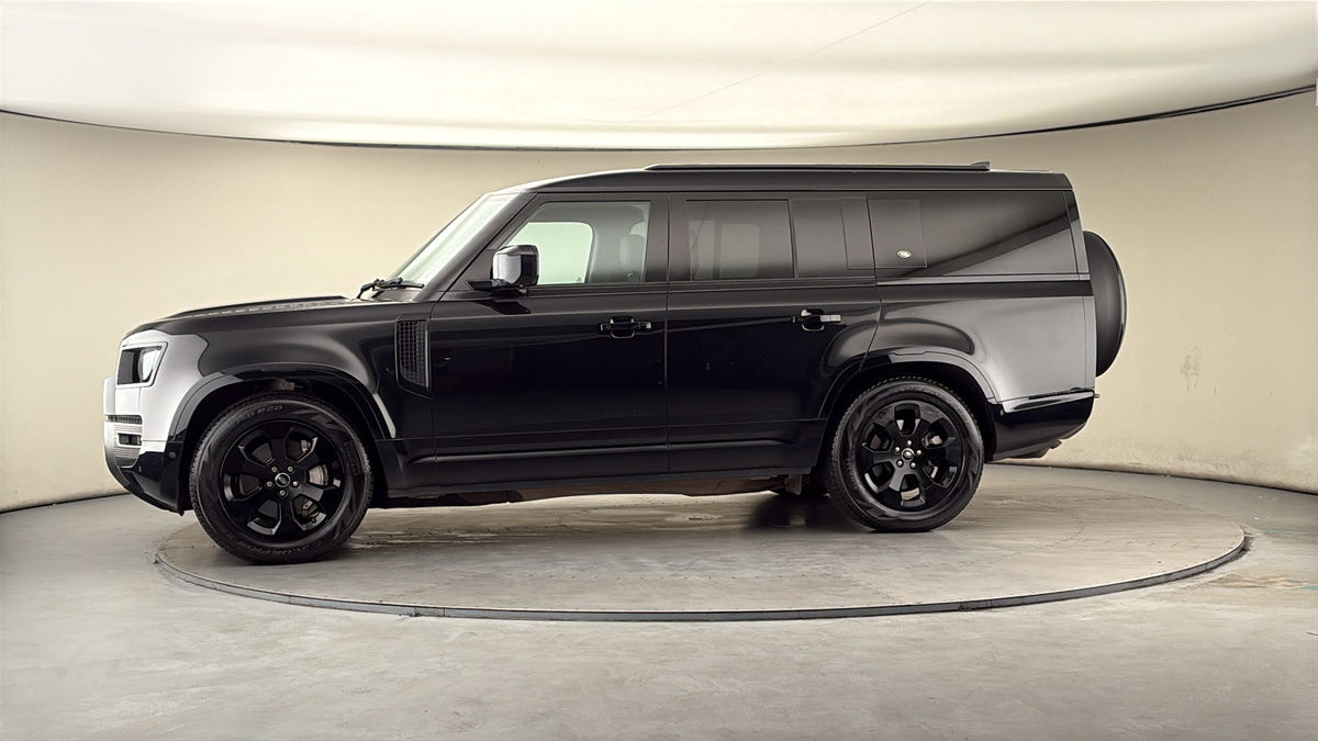More views of Land Rover Defender 130