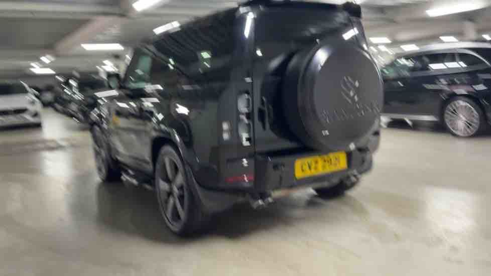 More views of Land Rover Defender 90