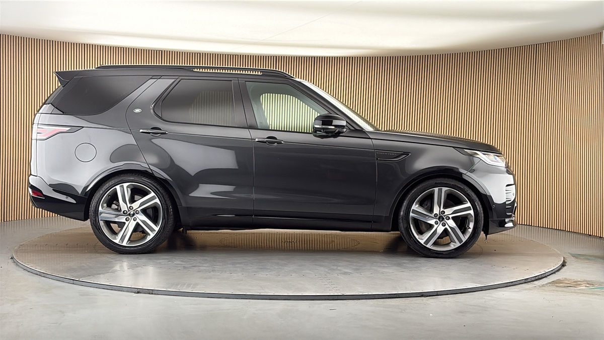 Land Rover Discovery Image 16