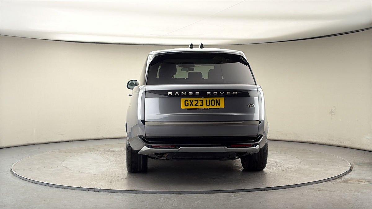 More views of Land Rover Range Rover