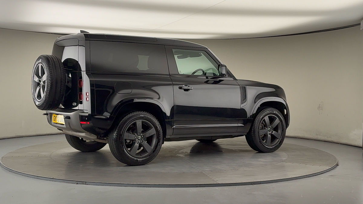 More views of Land Rover Defender 90