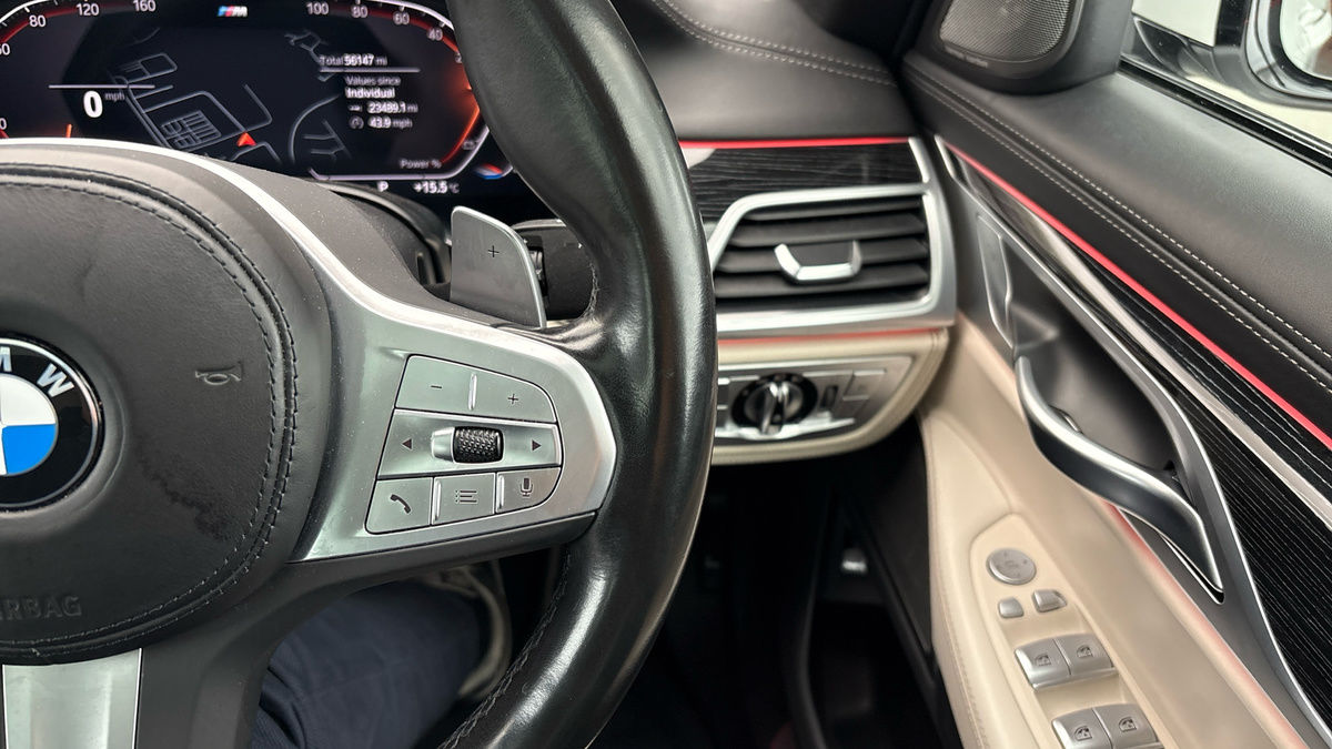 BMW 7 Series Image 14