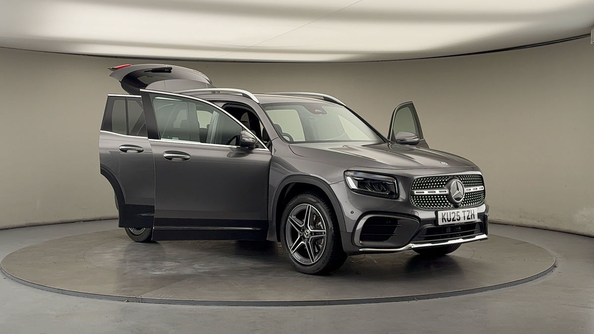 More views of Mercedes-Benz GLB