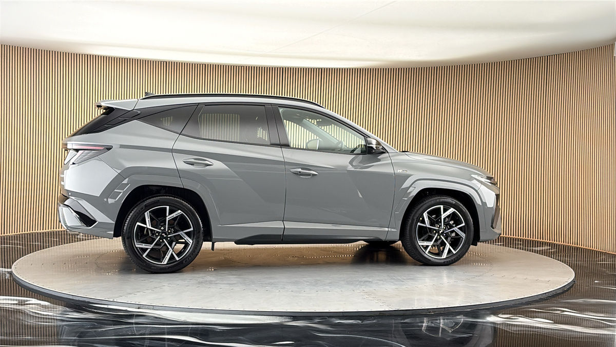 More views of Hyundai TUCSON