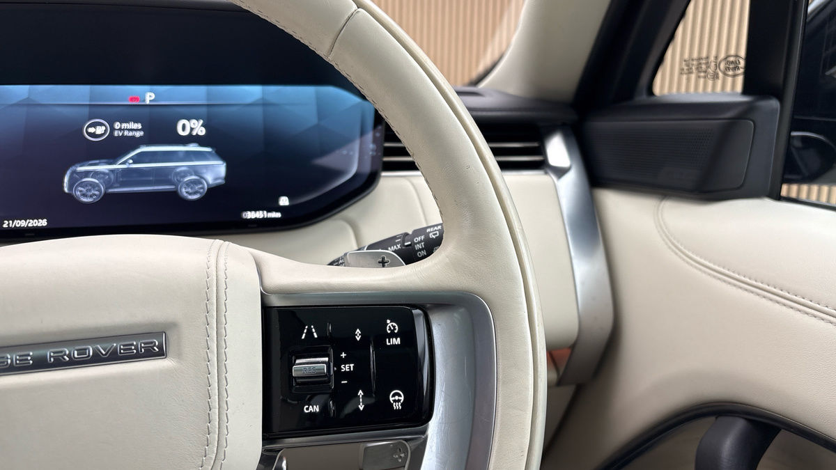 Land Rover Range Rover Image 14