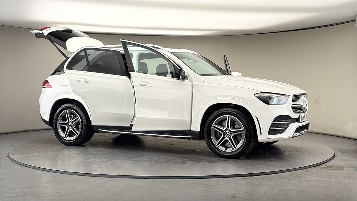 More views of Mercedes-Benz GLE