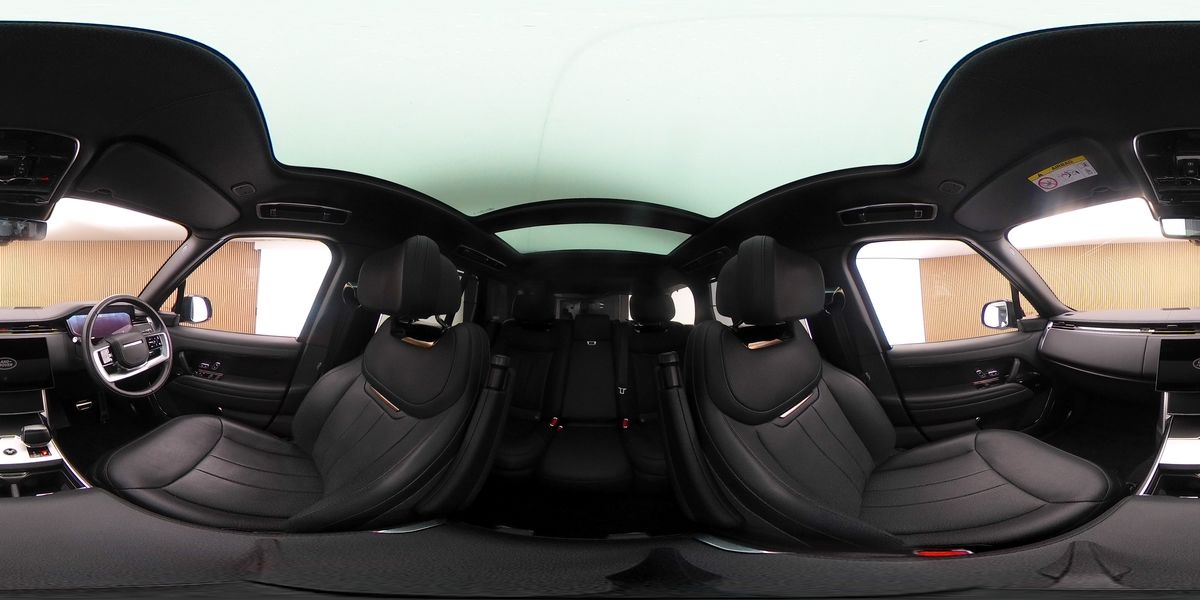 More views of Land Rover Range Rover