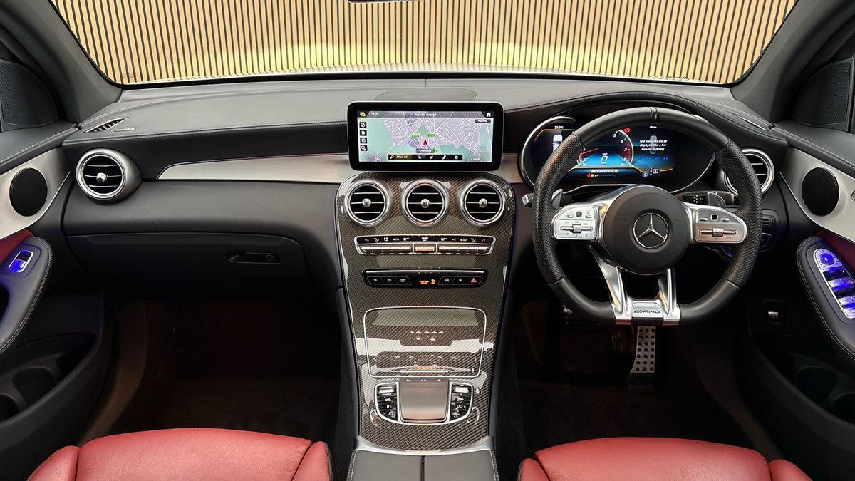 Mercedes-Benz GLC Image 12