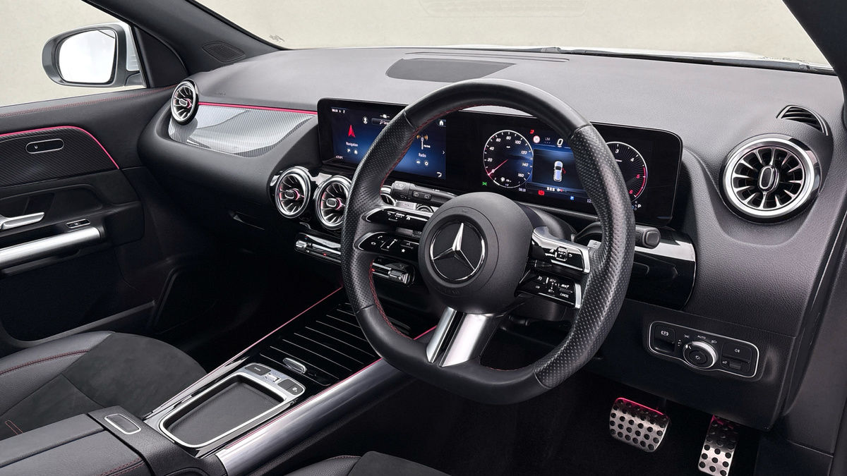 Mercedes-Benz GLA Image 5