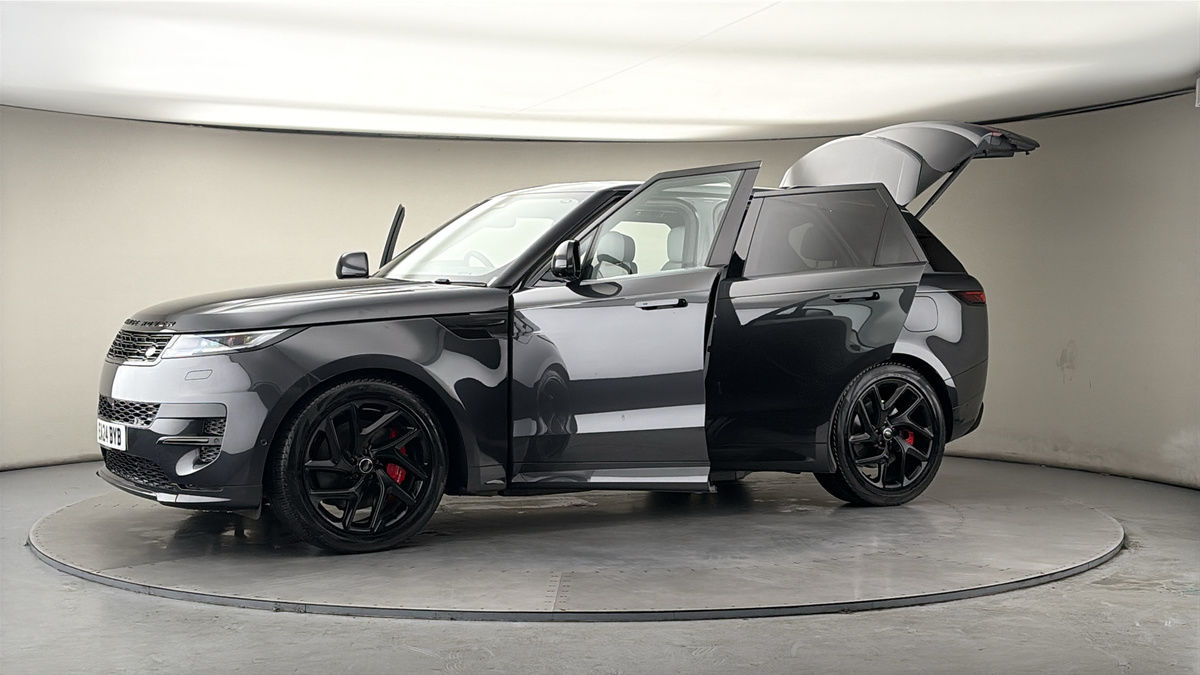 More views of Land Rover Range Rover Sport