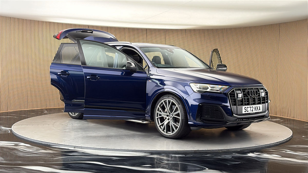More views of Audi Q7