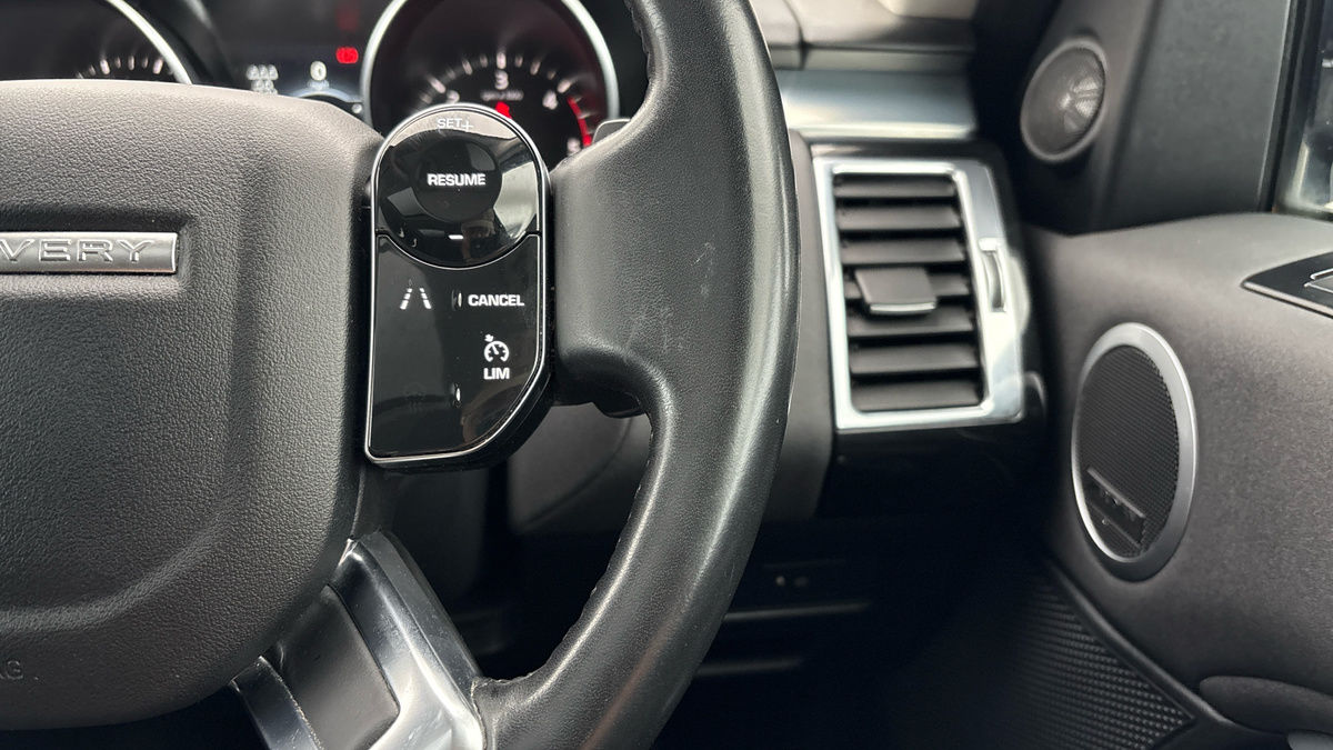 Land Rover Discovery Image 14