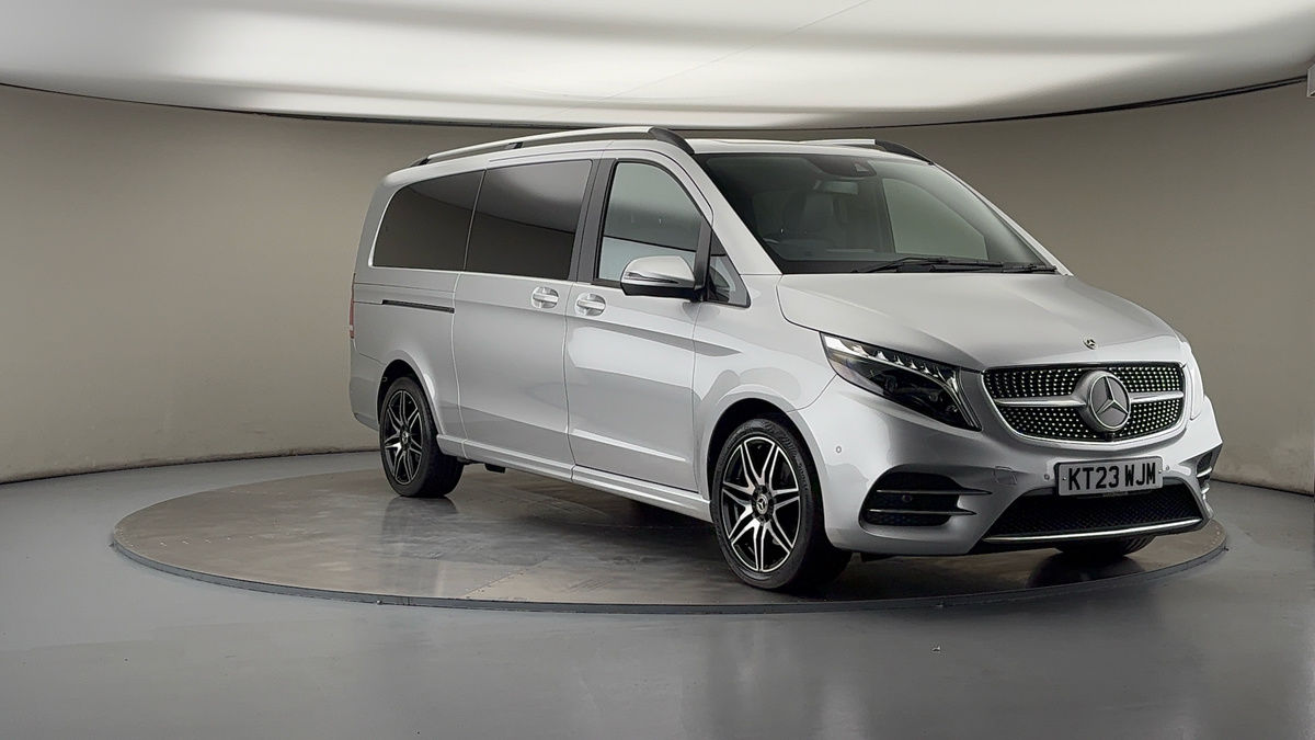 Mercedes-Benz V Class Sticky Header Image