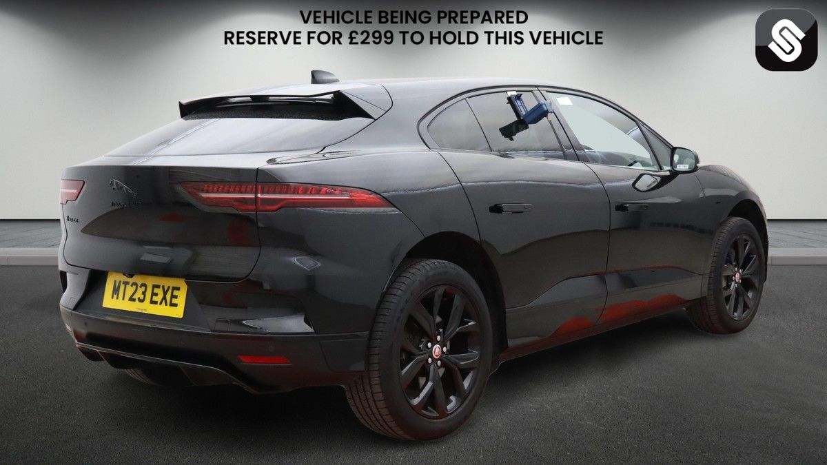 Jaguar I-PACE Image 4