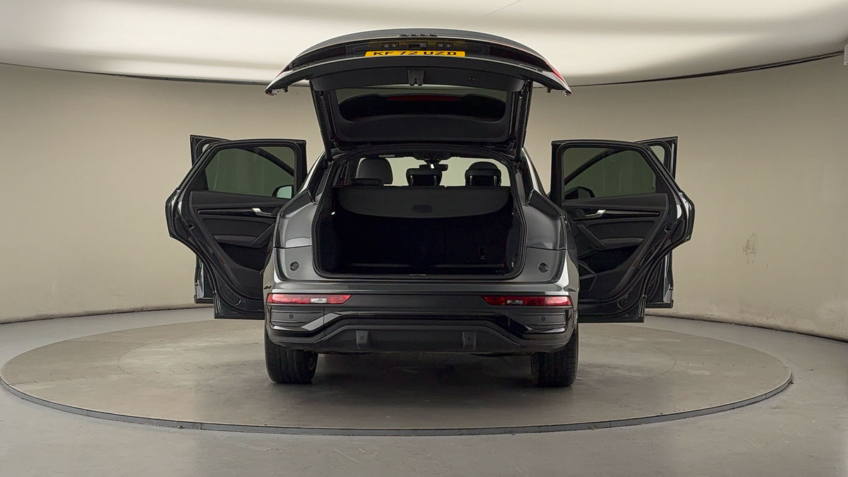 More views of Audi Q5