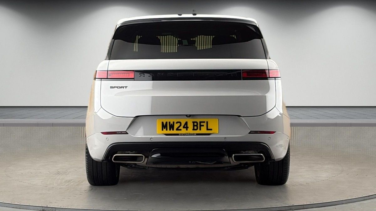 Land Rover Range Rover Sport Image 4