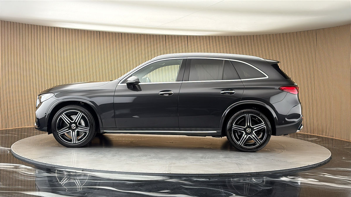 Mercedes-Benz GLC Image 15