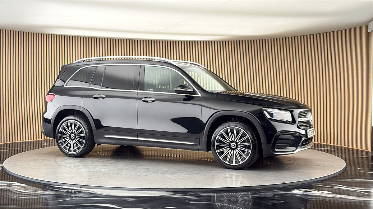 More views of Mercedes-Benz GLB