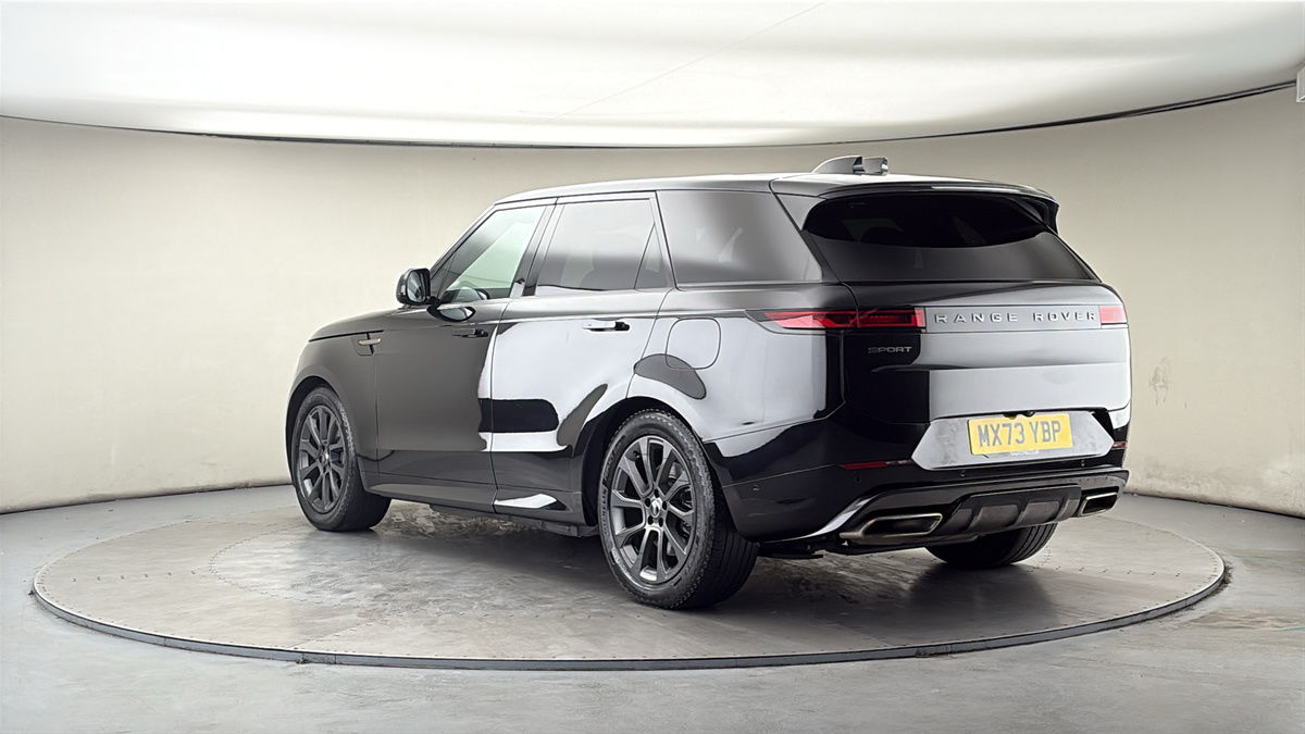 Land Rover Range Rover Sport Image 2