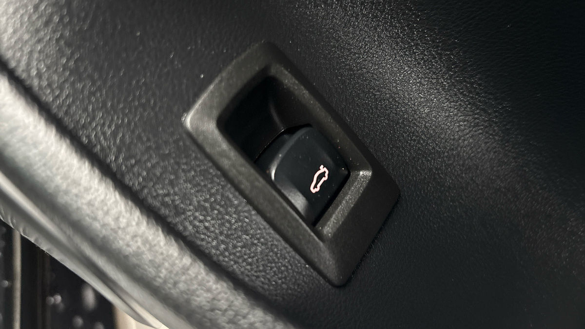 BMW i4 Image 26