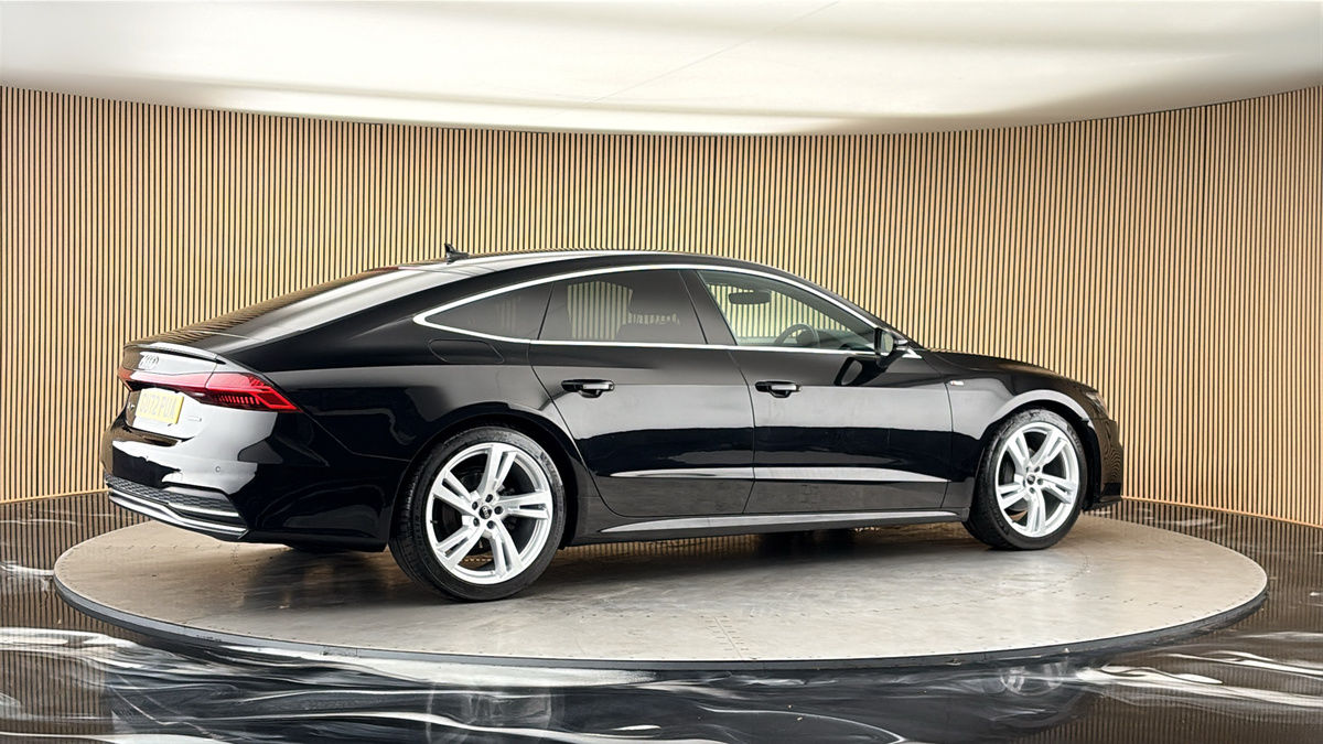 More views of Audi A7