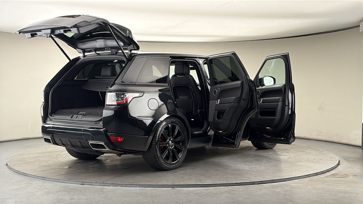 More views of Land Rover Range Rover Sport
