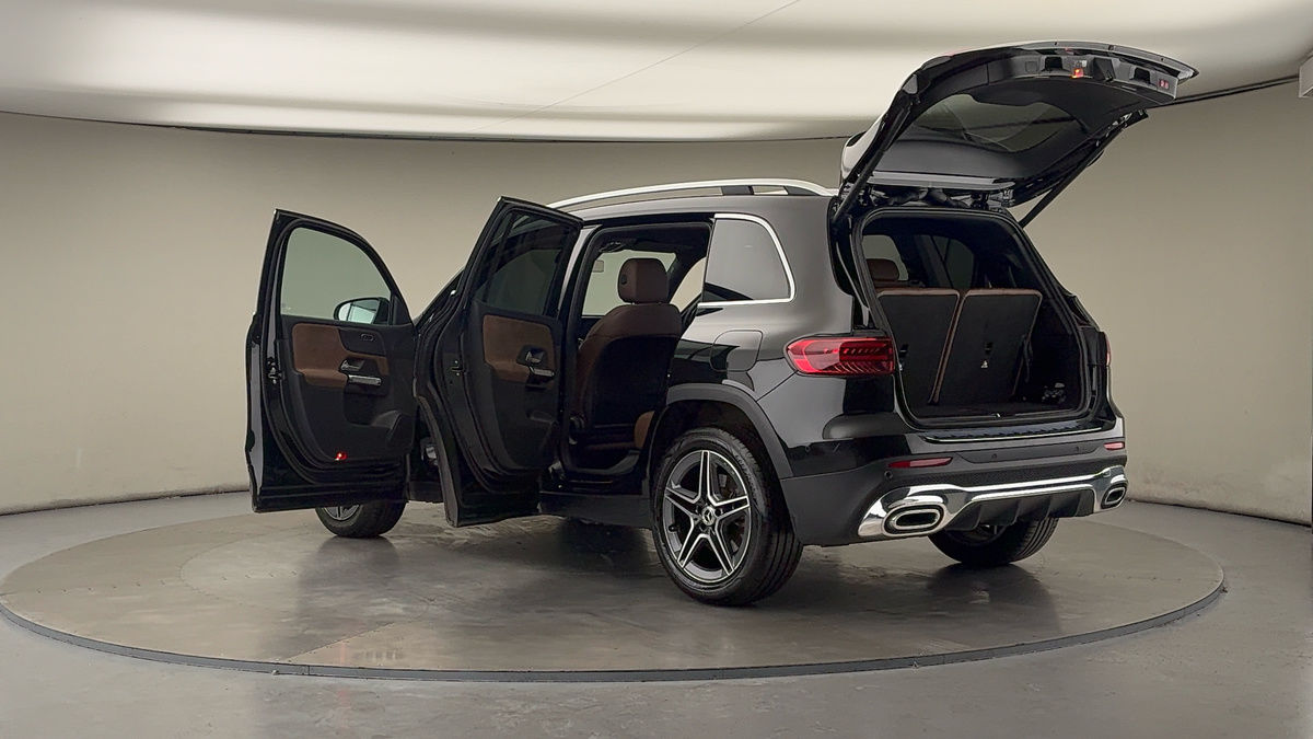 More views of Mercedes-Benz GLB