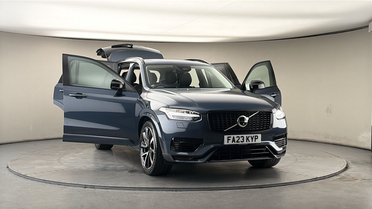 More views of Volvo XC90