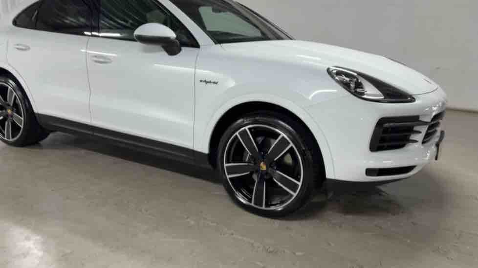 More views of Porsche Cayenne