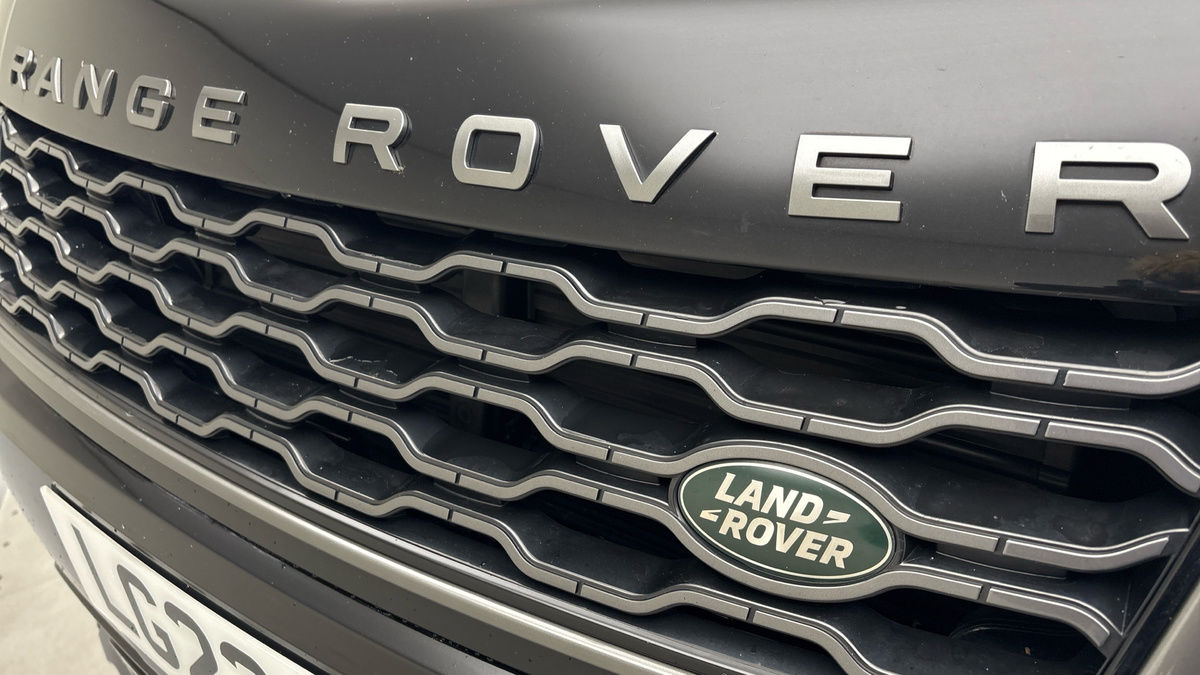 Land Rover Range Rover Sport Image 24