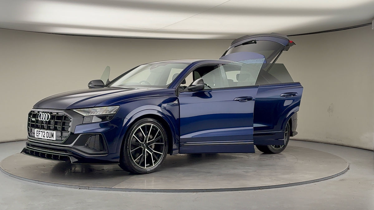Audi Q8 Image 22