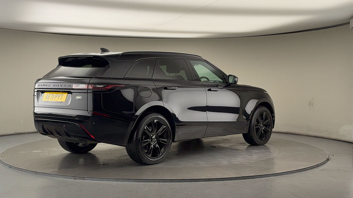 Land Rover Range Rover Velar Image 21