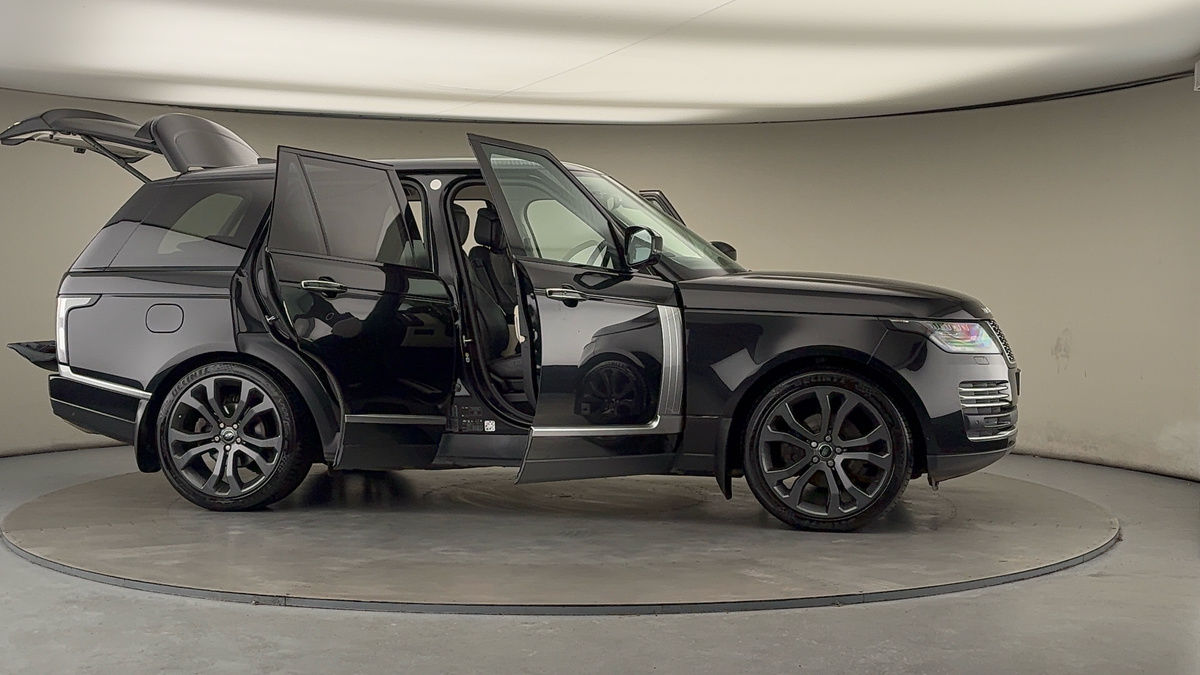 More views of Land Rover Range Rover