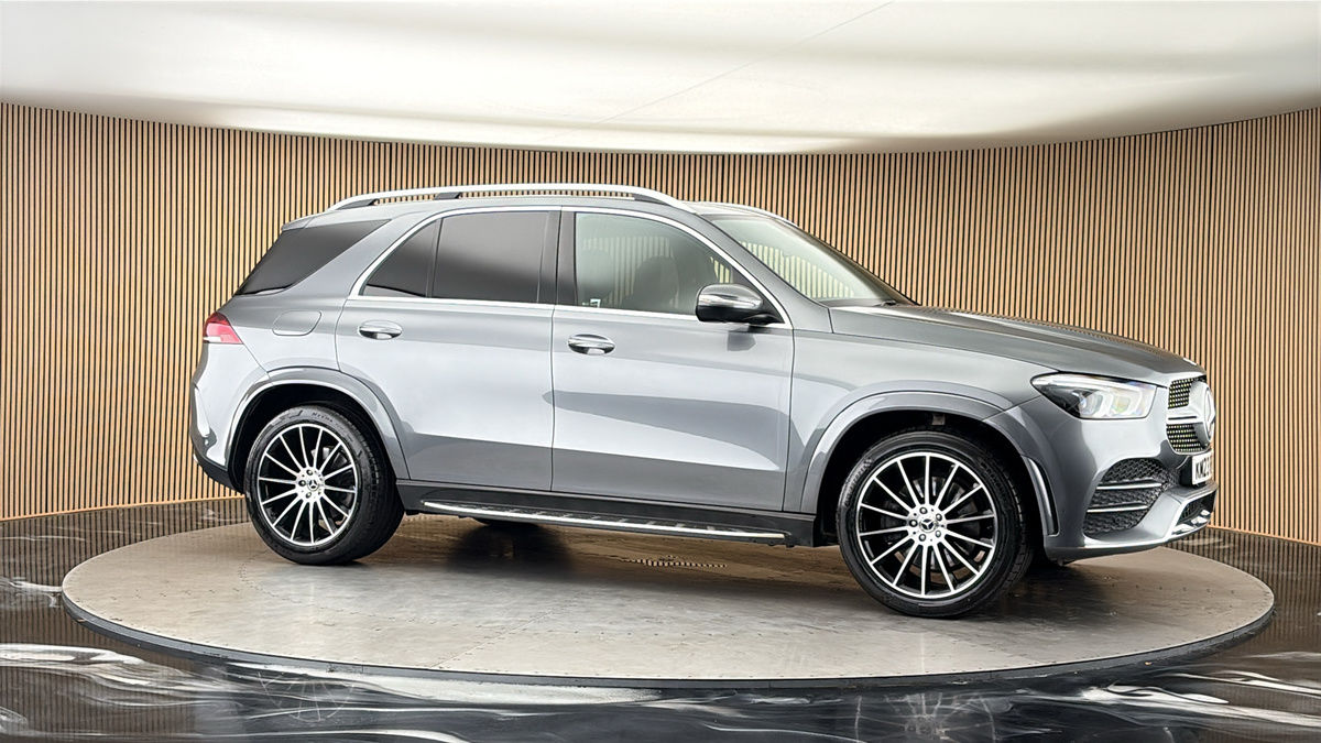 More views of Mercedes-Benz GLE