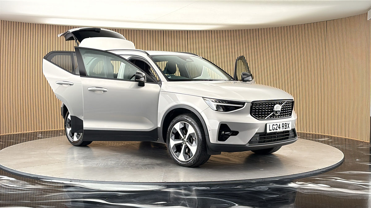 More views of Volvo XC40