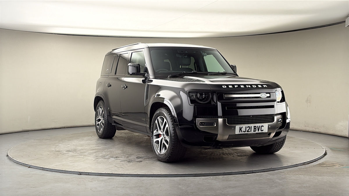 More views of Land Rover Defender 110