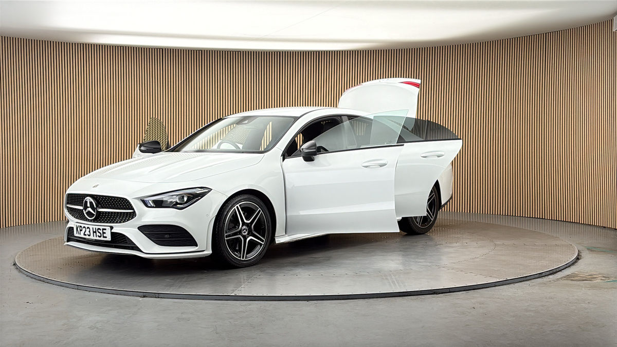 Mercedes-Benz CLA Image 22
