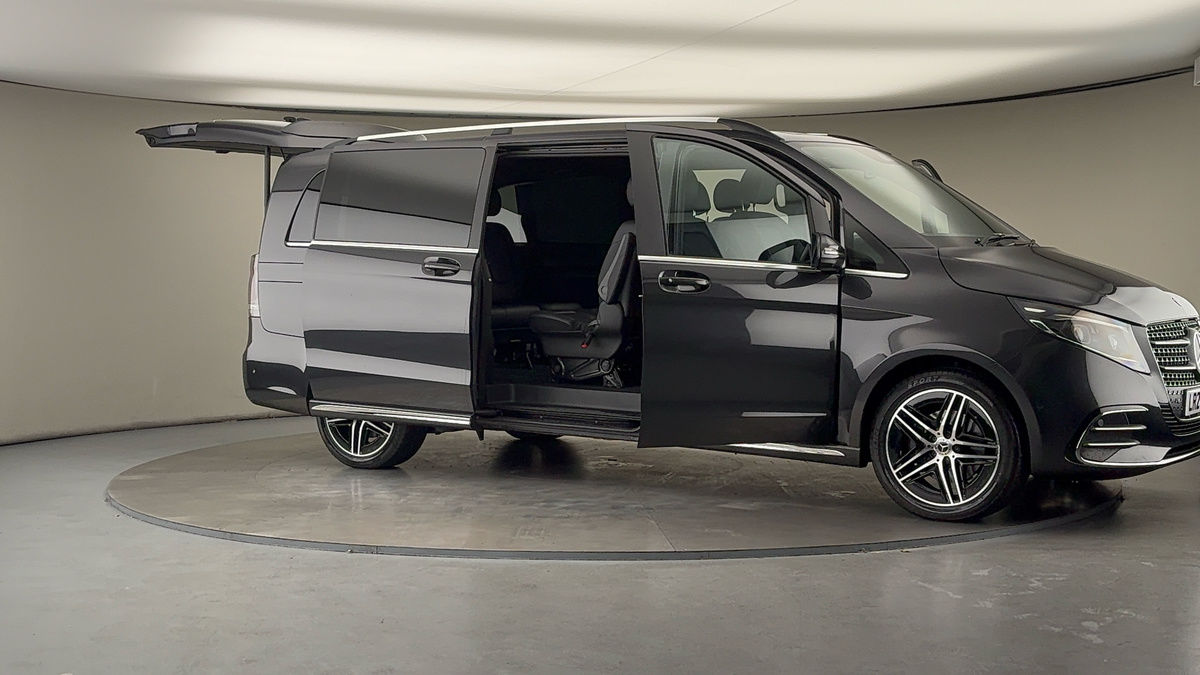 More views of Mercedes-Benz V Class