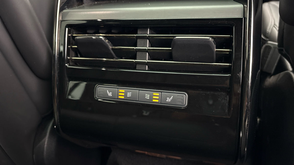 Land Rover Range Rover Sport Urban Image 26