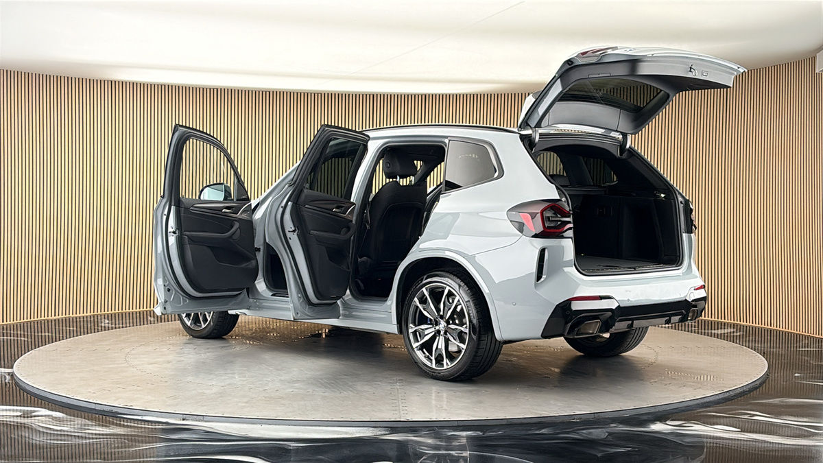 More views of BMW X3