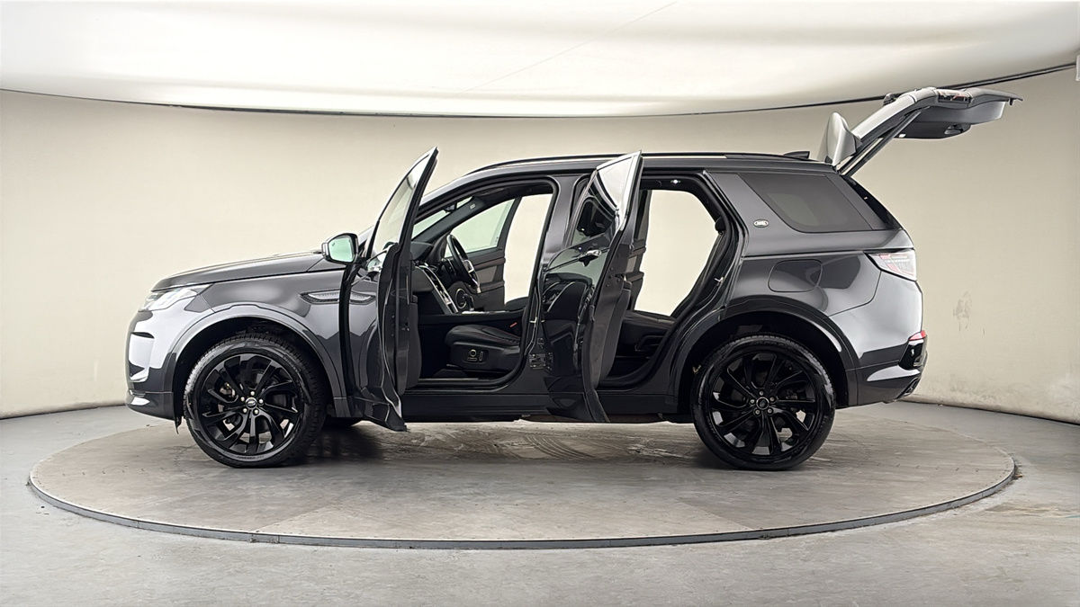 More views of Land Rover Discovery Sport