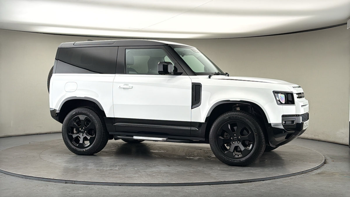 More views of Land Rover Defender 90